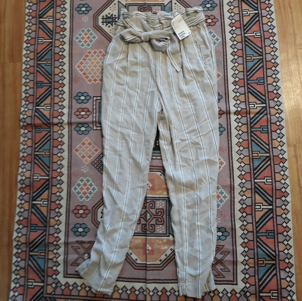 H&M Belted Paperbag Waist Pants
